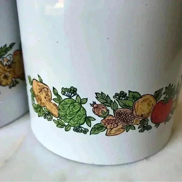 Vintage set of two MC made in Japan nesting  tins with lids - Picture 3 of 9